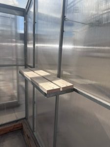 полки в теплицу